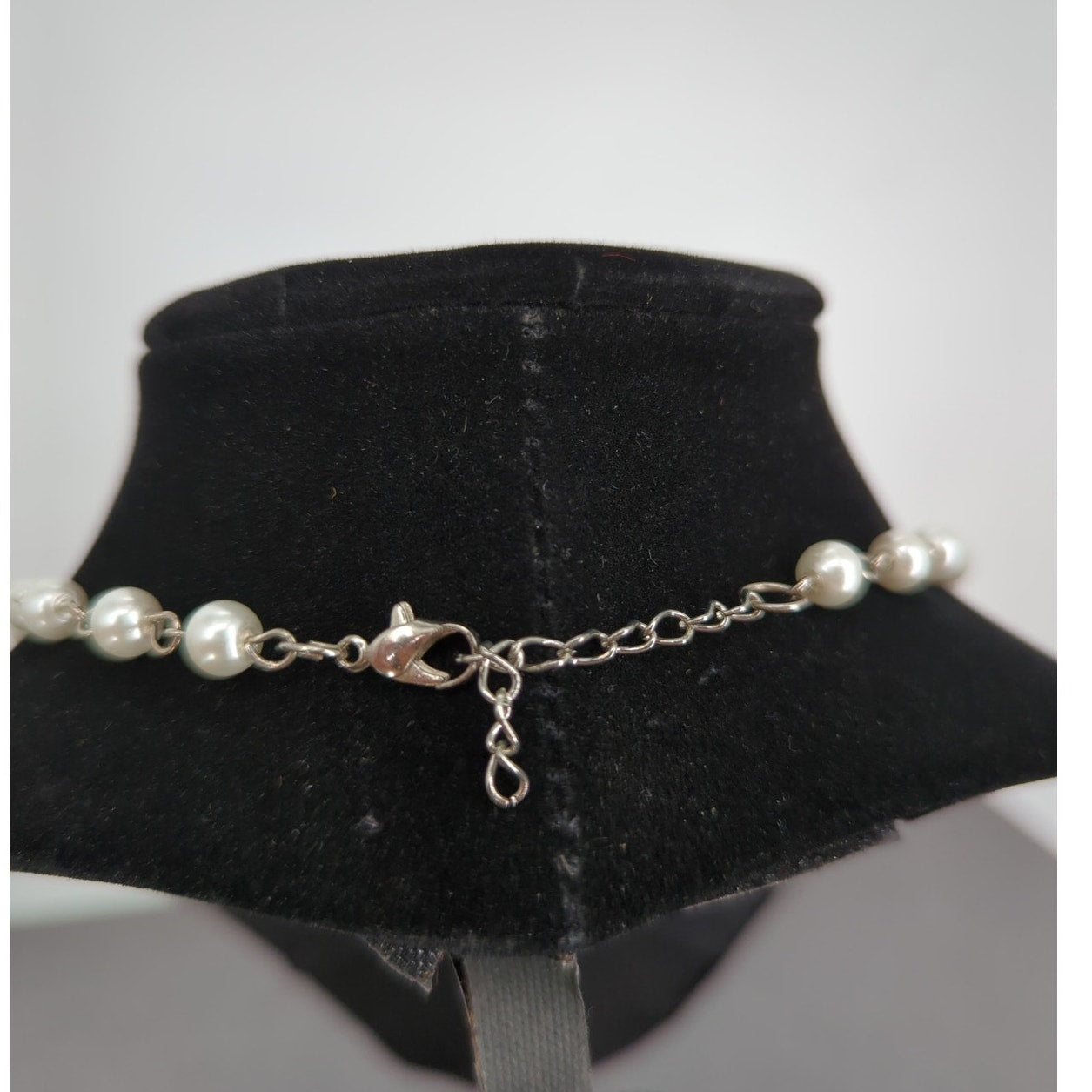 Vtg. Faux Pearl Facett Bead Necklace Earrings Set SilverTone Bridal Wedding Glam