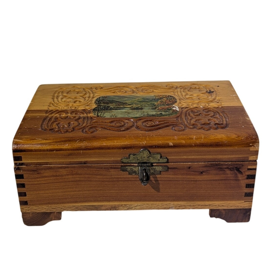 Vintage Carved Cedar Keepsake Box Footed Jewelry Stash Chest Rustic Lodge