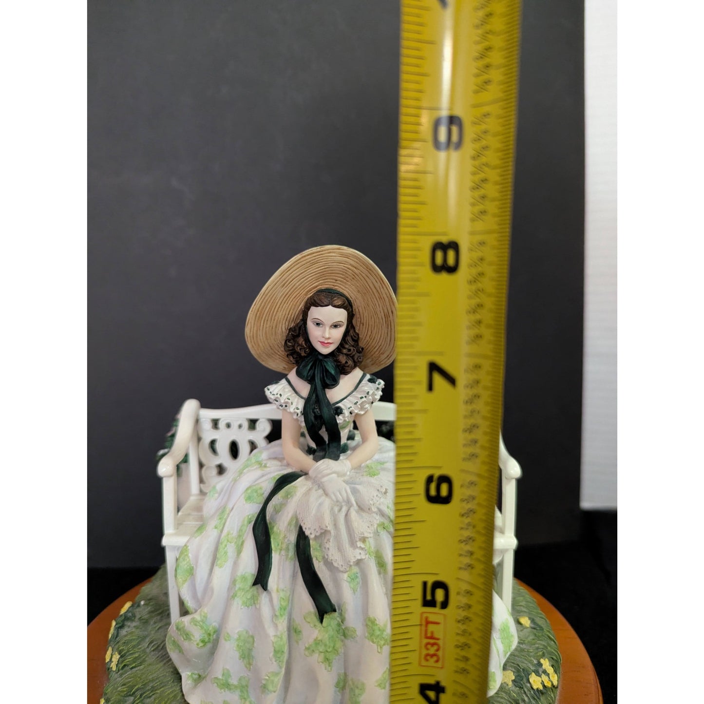Vintage Gone With The Wind Scarlett Lady Musical Figurine Southern Belle