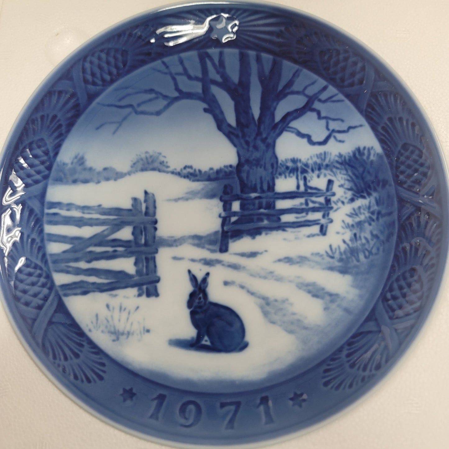 Royal Copenhagen 1971 Hare Rabbit in Winter  Plate Blue Collectors VINTAGE