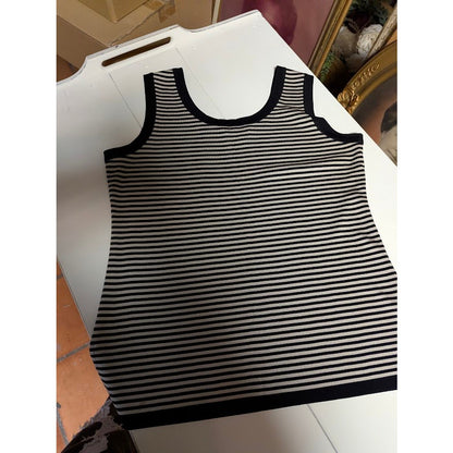 Exclusiely misook Size Medium Sleeveless tank top blue cream striped scoop neck