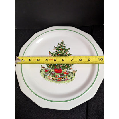 Vintage Octagonal Christmas Tree Dinner Plate Green Rim Holiday