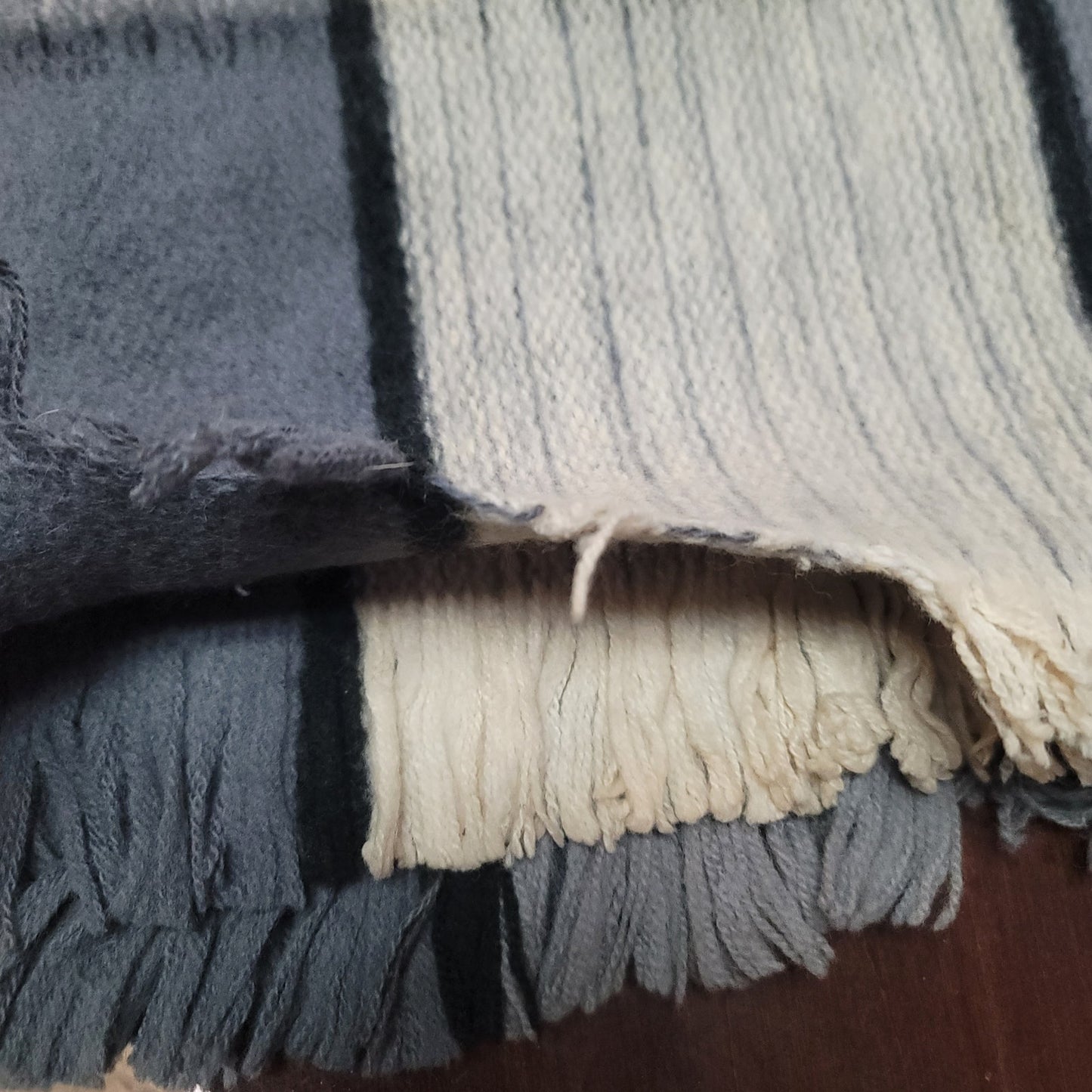 Vintage Wool poncho Serape Plaid Gray Cream Black One Size Wrap Cape