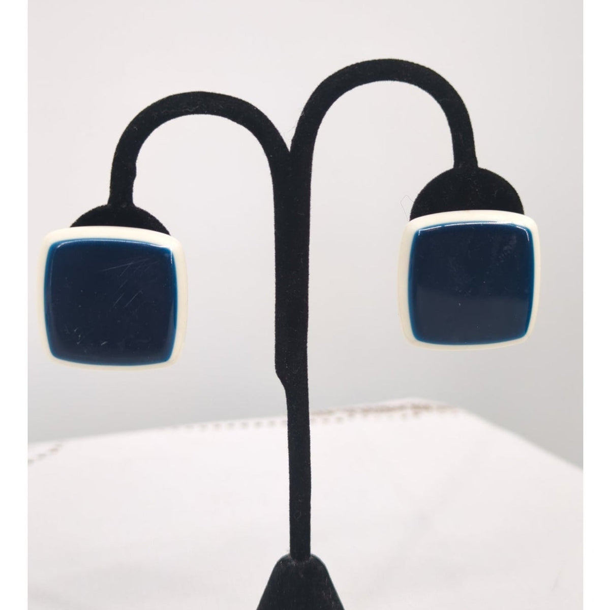 Vintage Mod Navy Blue White Square Resin Clip-On Earrings Mid Century Retro Chic