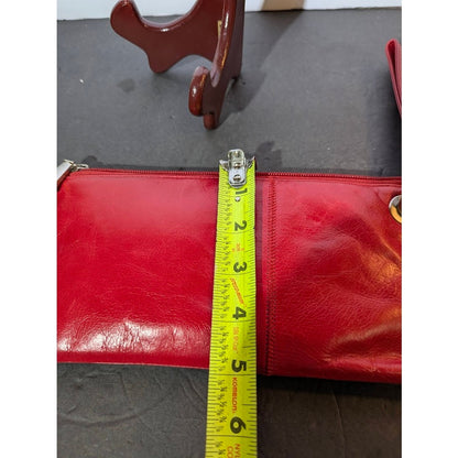 Hobo Alice Red Smooth Leather Zip Wallet Wristlet Clutch Y2K Boho Minimalist