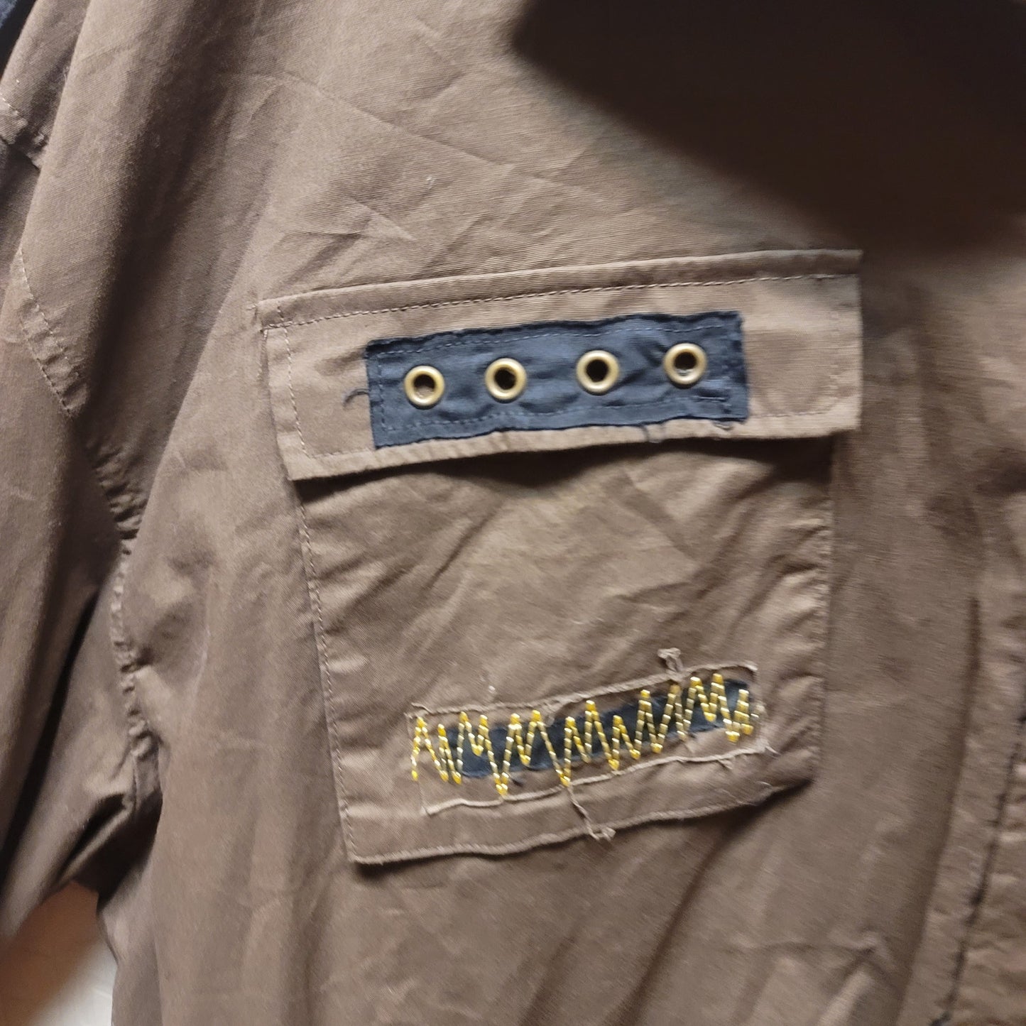 Victorious Brown shirt mens long sleeve Size 3X Button Down Collar Patches