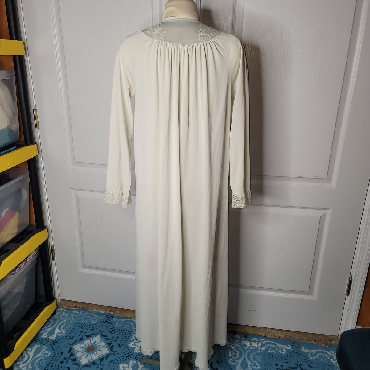 Vintage shadow line robe houseboat light blue lace maxi Small nylon full length