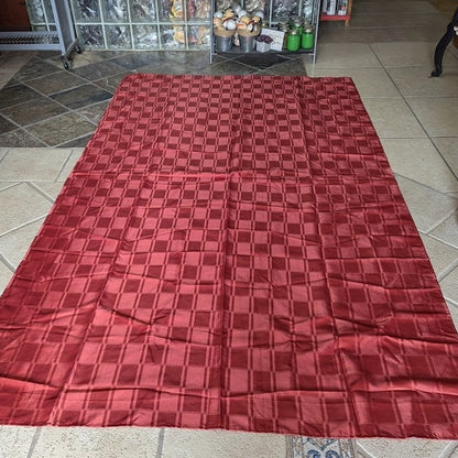 Vintage polyester BURGUNDY TABLECLOTH 58" X 99" rectanglular wOVEN squares