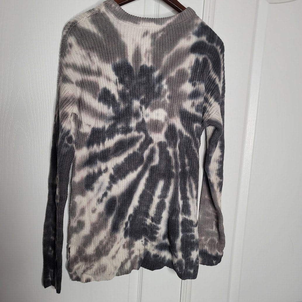 Belle Size Small Tie Dye Long sleeve Sweater crew neck Charcoal Grey Pocket HiLo