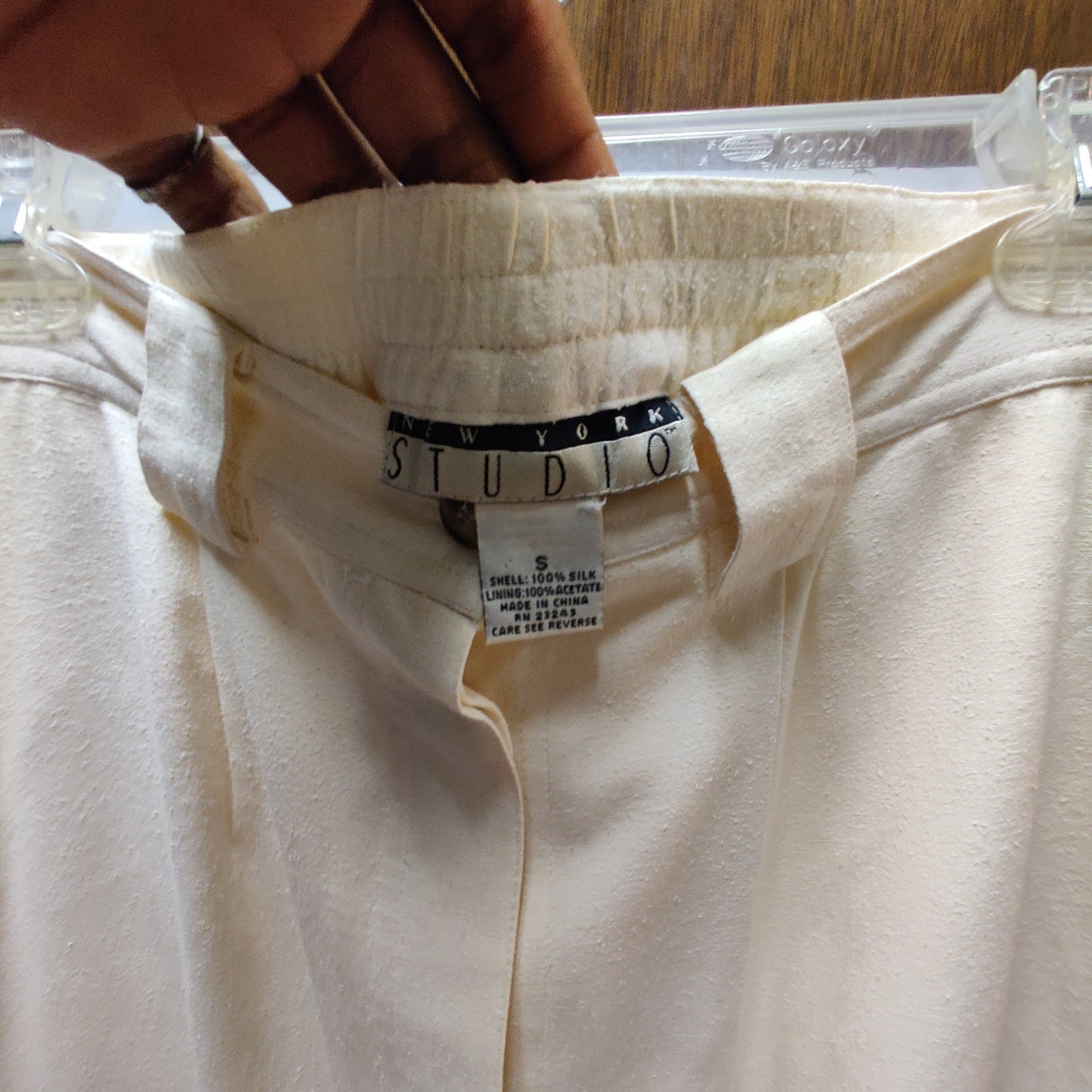 New York Studio Vintage 100% Silk Cream Midi Pencil Skirt Button Pockets Small