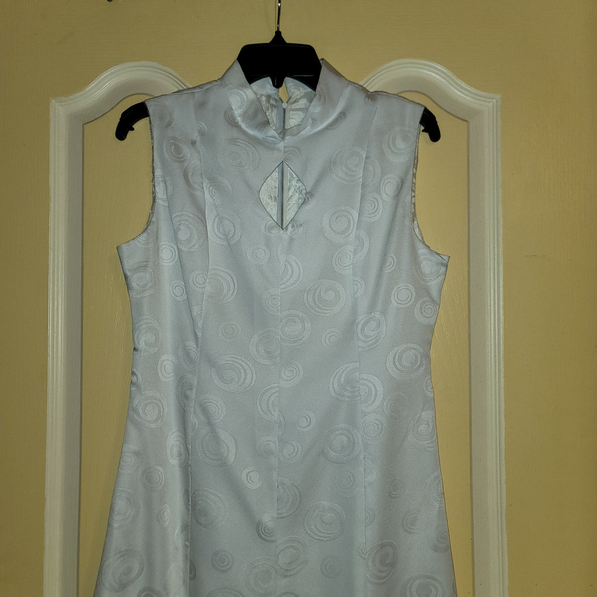 VINTAGE White Sleeveless Geometric Swirl Heavy Fabric Maxi Dress cocktail MEDIUM