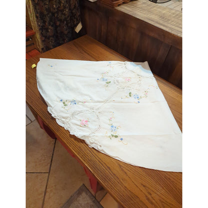 Vintage Hand-Embroidered & Cutwork Lace White Oval Tablecloth Pastel Florals