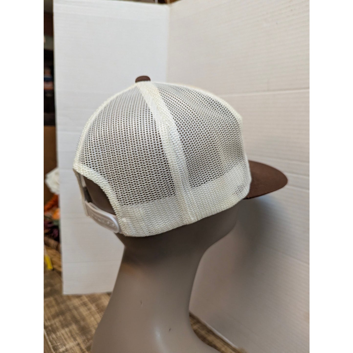Vintage Strike King Lures White Brown Trucker Snapback Hat Retro Y2K