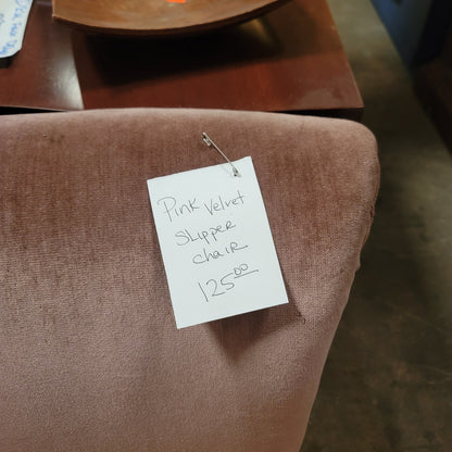 Secondhand Sandies: Vintage 1980 crushed mauve pink velvet slipper chair