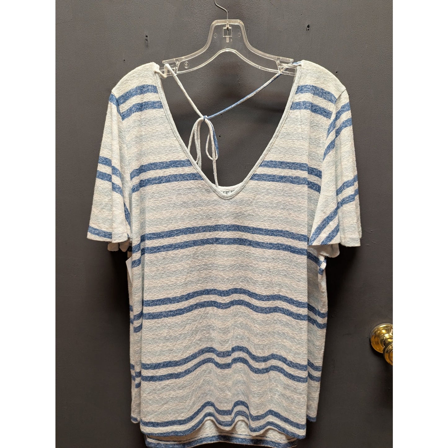Bobeau Size Womens Plus 1X Blue White Striped short sleeve top blouse