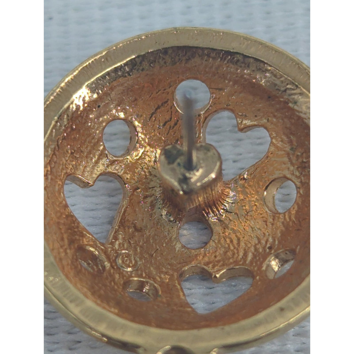 Vintage Gold-Tone Cutout Heart Dangle Stud Earrings Romantic Retro Jewelry
