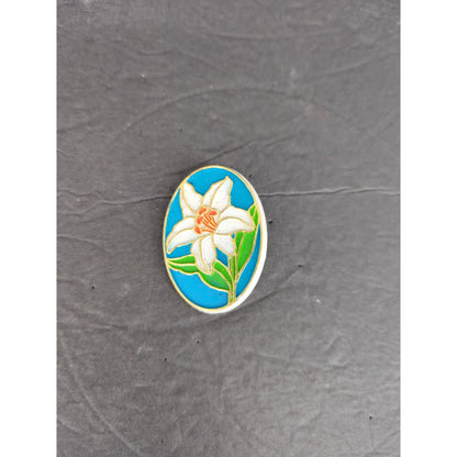 Vintage Cloisonne Enamel White Lily Flower Gold Tone Oval Pin Brooch