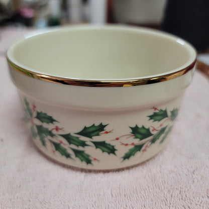 Lenox Holiday Holly Berry Gold Trim Small Candy Nut Bowl Dish Vintage 4 3/4"