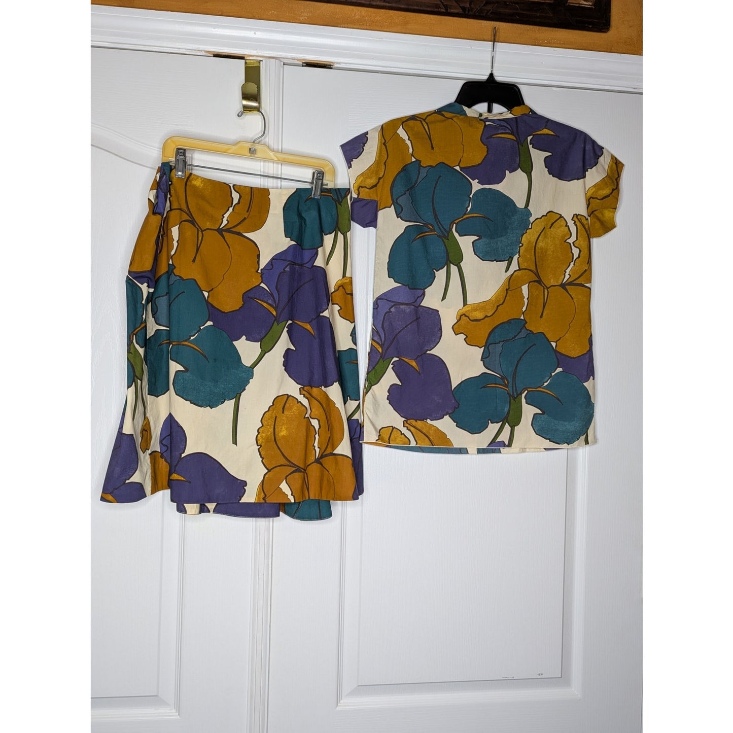 Marni 2 pc. Skirt Blouse to Set Brown Purple Floral Rolled Edges Pocket Medium