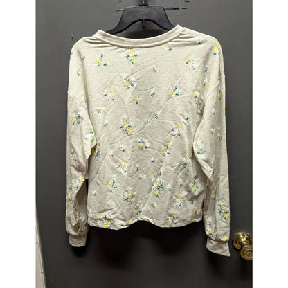 Circle X Size medium long sleeve pajama top with Flowers