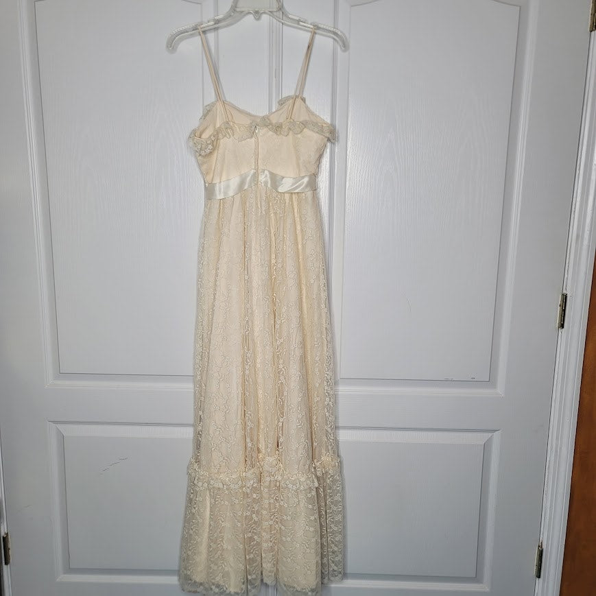 Vintage Lace Overlay Spaghetti strap satin bow Tiered bottom Prom wedding formal