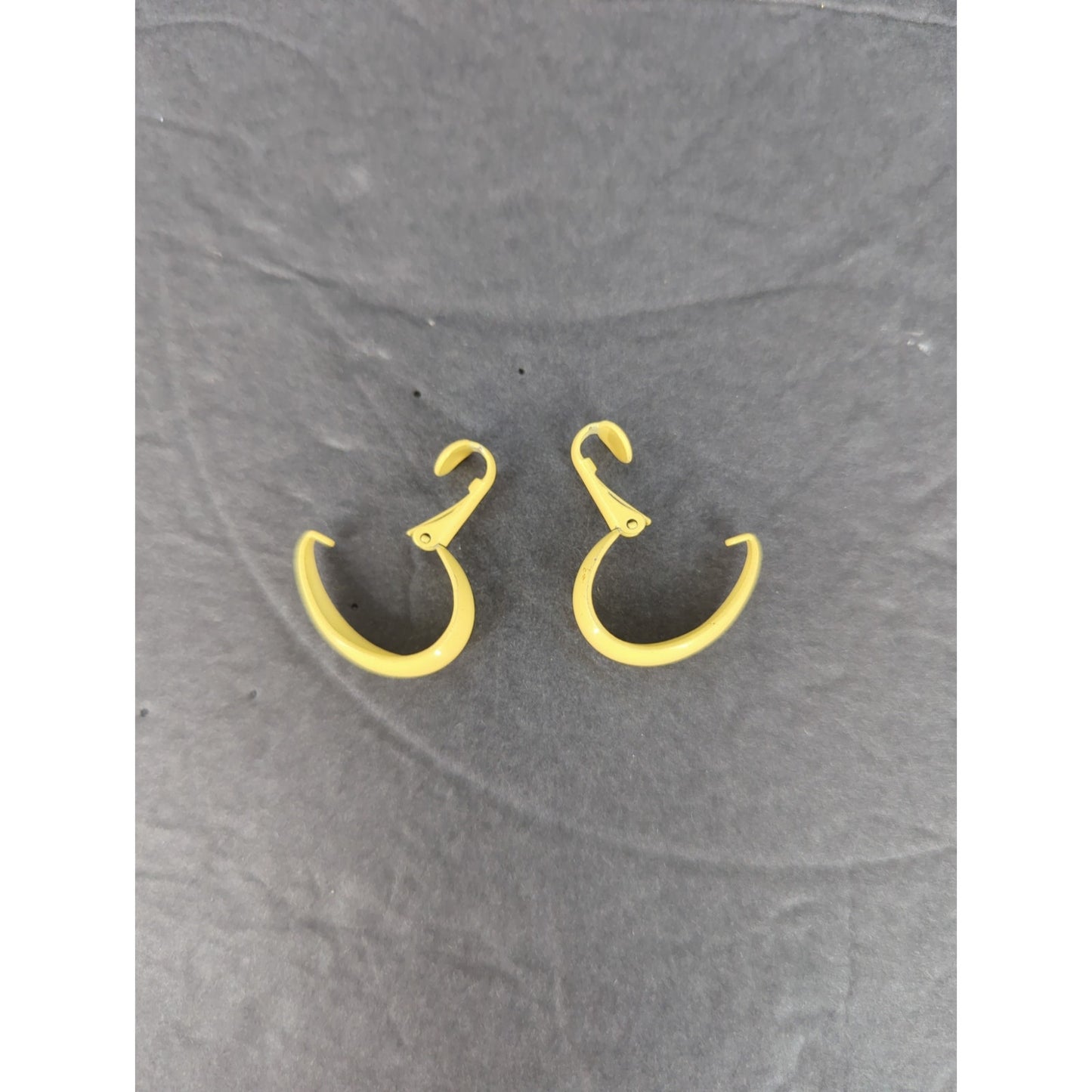 Vintage 1970s Retro Bright Yellow Enamel Gold Tone Hoop Clip On Earrings