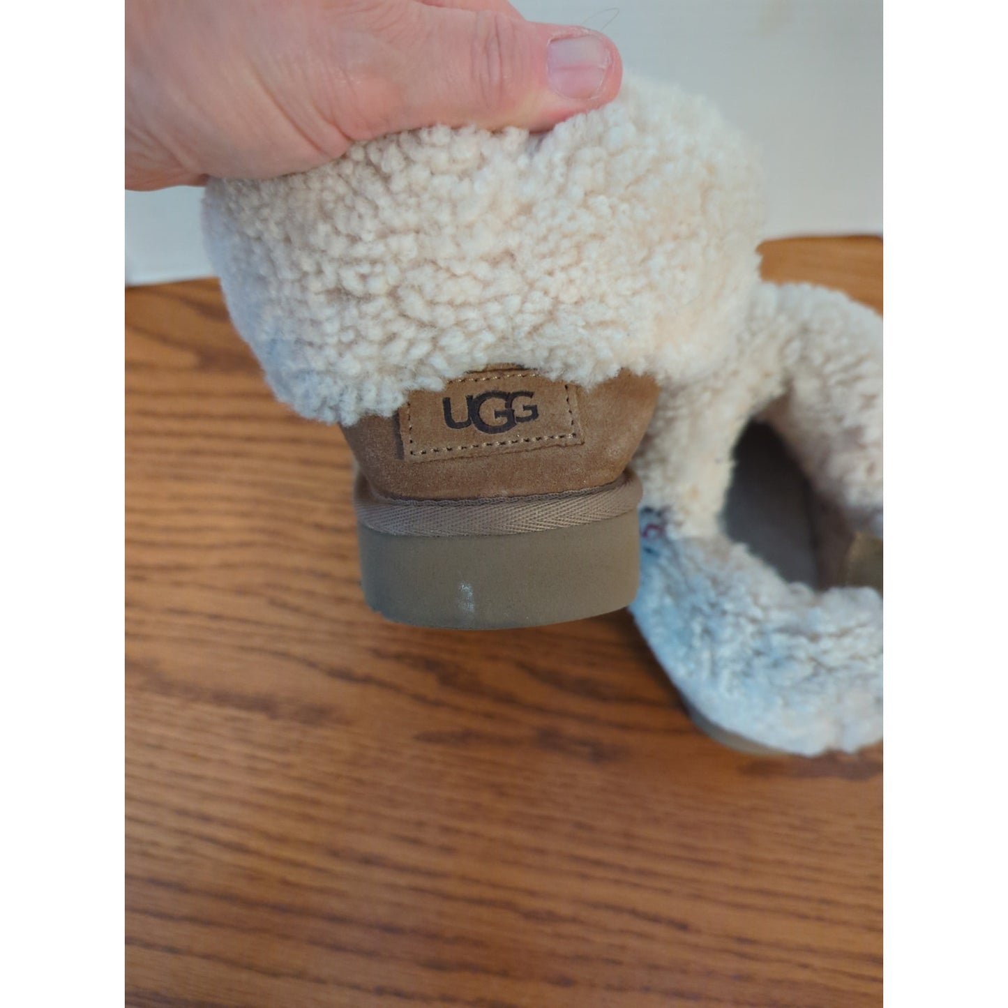 UGG Chestnut Suede Classic Slipper Booties Cozy Cabin Aesthetic Women's Size 8