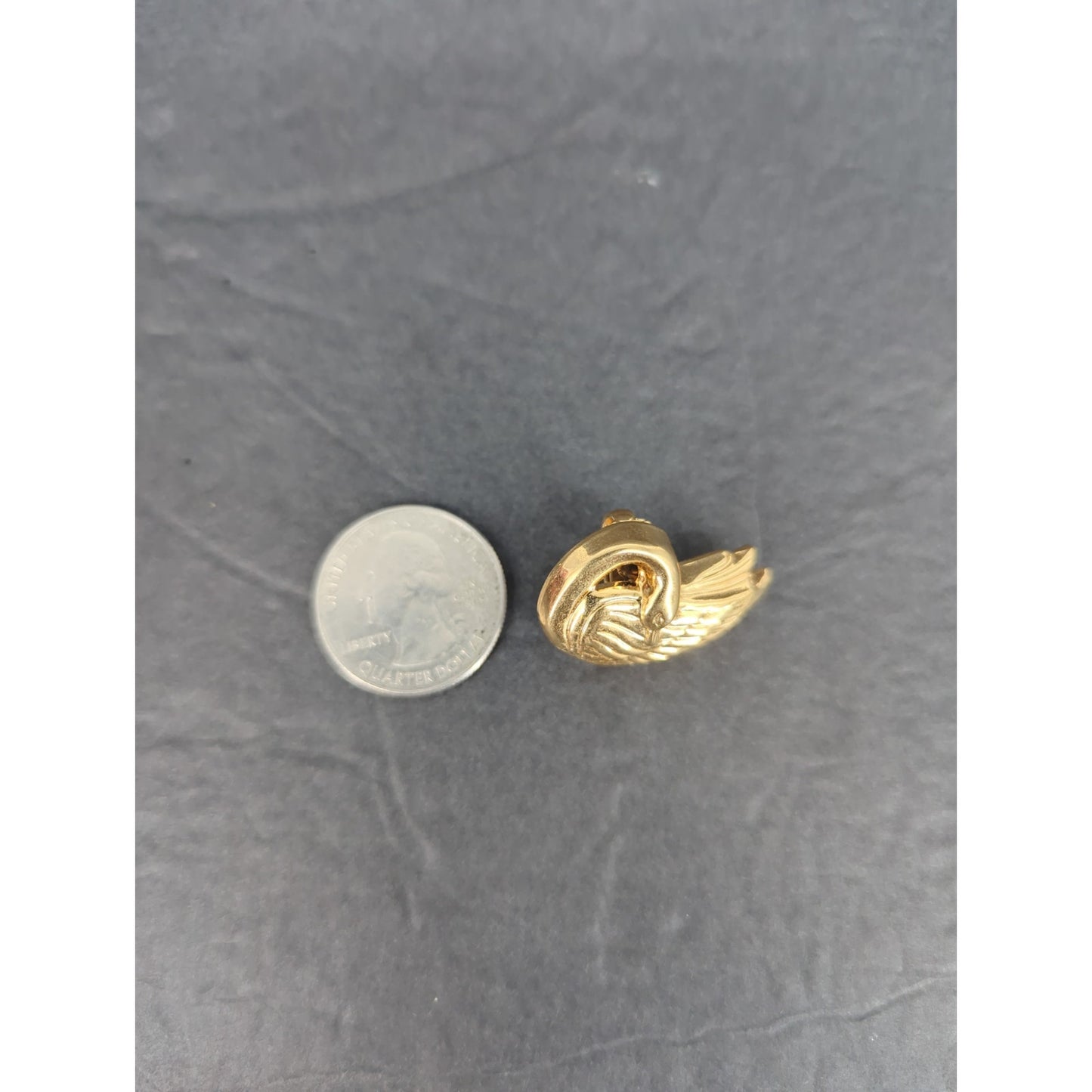 Vintage Gold Tone Swan Bird Motif Statement Clip On Earrings Mid Century Retro