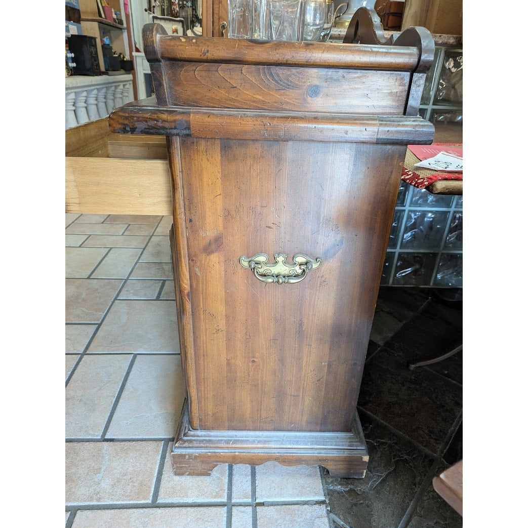 Secondhand Sandies: Vintage Thomasville Wood Bar Cart