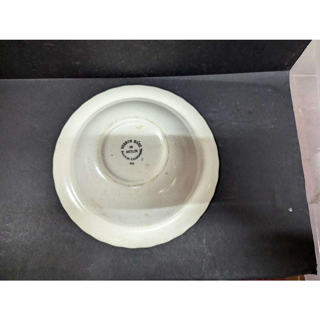RETIRED Vineyard by Metlox Poppytrail Vernon 9" Round Vegetable serving Bowl