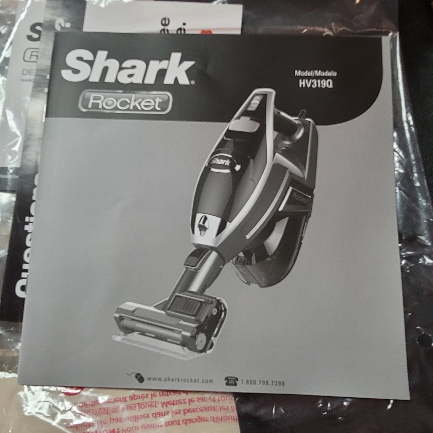 New Shark Rocket Corded Handheld Vacuum HV319QBK Black NIB High-Power