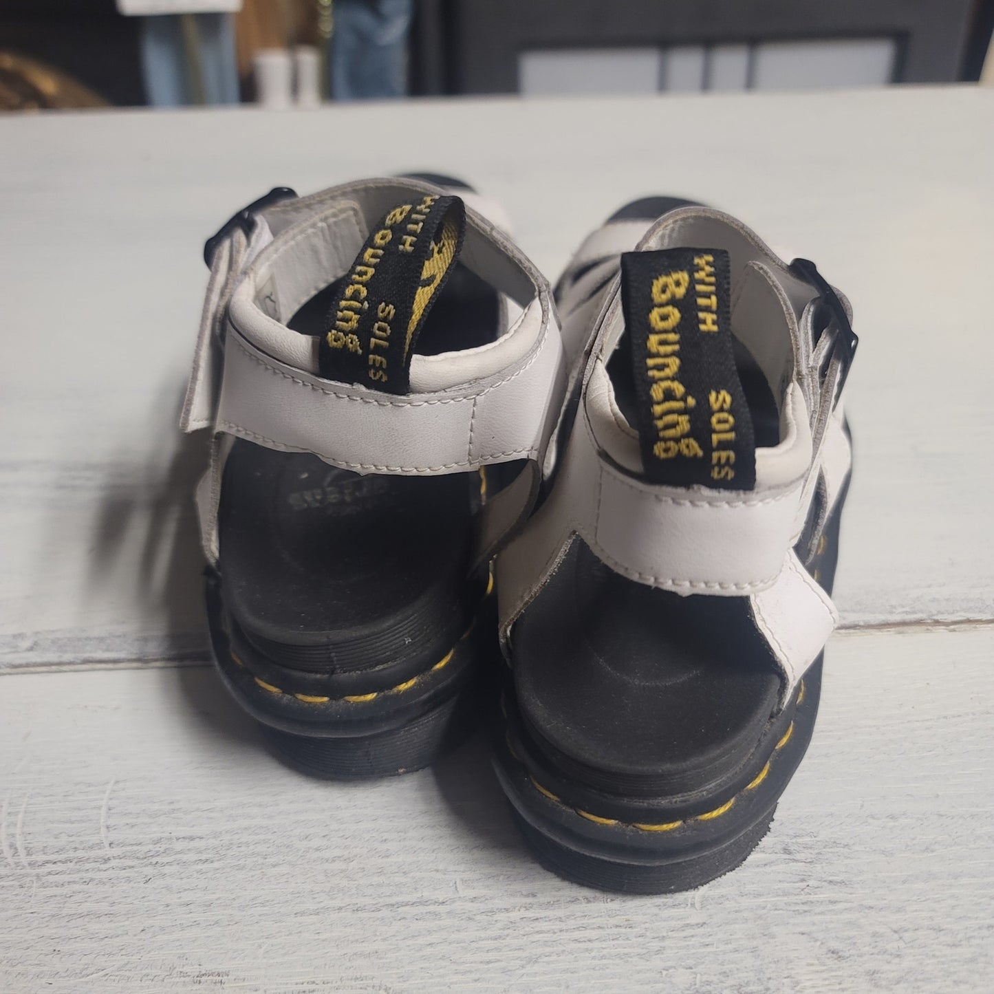 Dr. Martens Blaire White Leather Strappy Platform Sandals Grunge Goth Size 5
