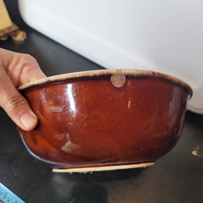 Hull Pottery Co. Ovenproof USA Vintage Dripware bowl brown 10.5" pottery