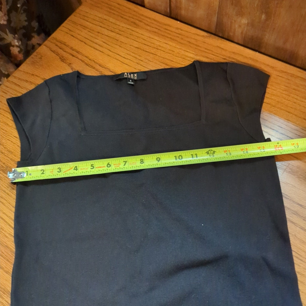 Alex Marie Black Silk Blend Square Neck Cap Sleeve Top Size Small Career