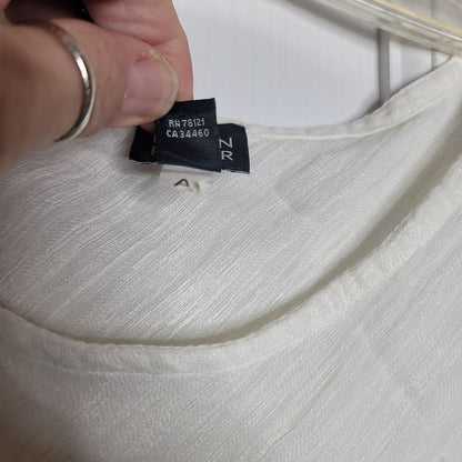 Eileen Fisher Medium women Ivory  Linen Cotton Tank Blouse Sleeveless Shirt