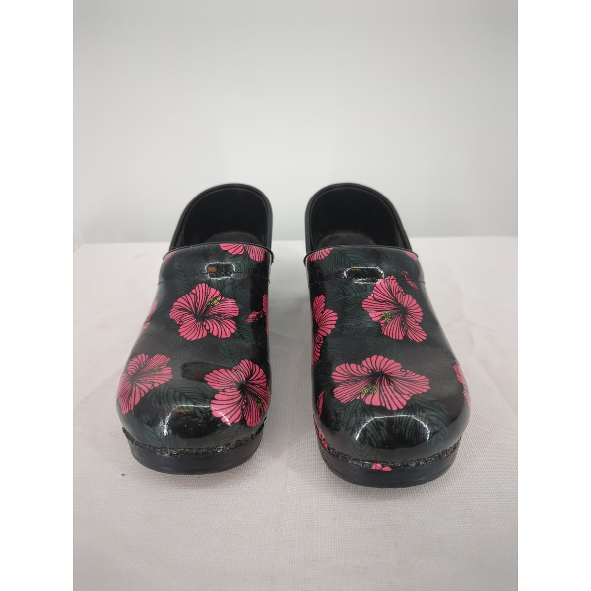 Dansko Patent Leather Clogs Black Pink Floral Professional Nursing Shoes Sz 41