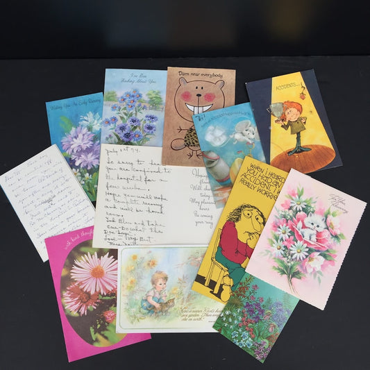 Vintage greeting Cards LOT ephemera Used 1970's GREAT Graphics Scrapbooking