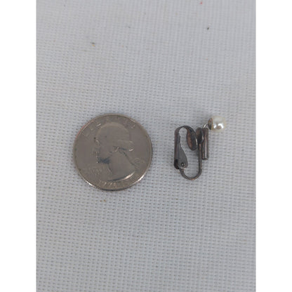 Vintage Pearl Clip-On Stud Earrings Dainty Retro Classic