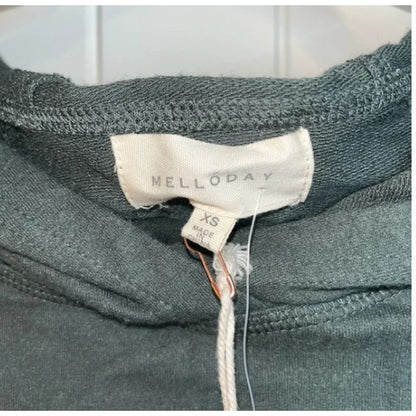 NEW NWT Melloday Olive Green Long Sleeve Top with Hood Size XS kangaroo pocket