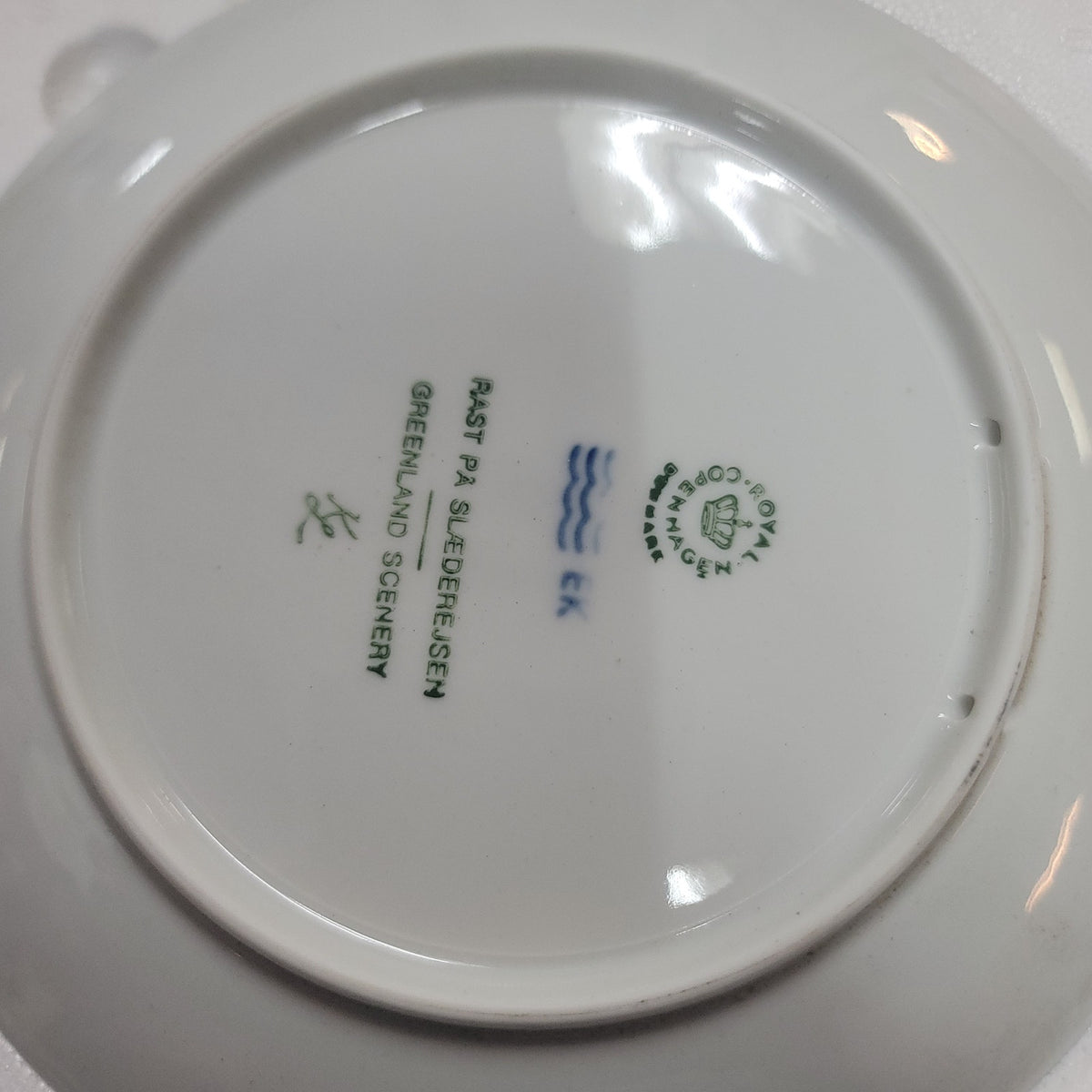 Royal Copenhagen 1978 Inuit Dog Sledding Greenland Plate Blue Collectors VINTAGE