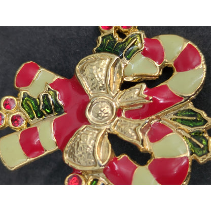 Vintage Christmas Wreath Brooch Pin Bow Candy Cane Enamel Holiday Retro