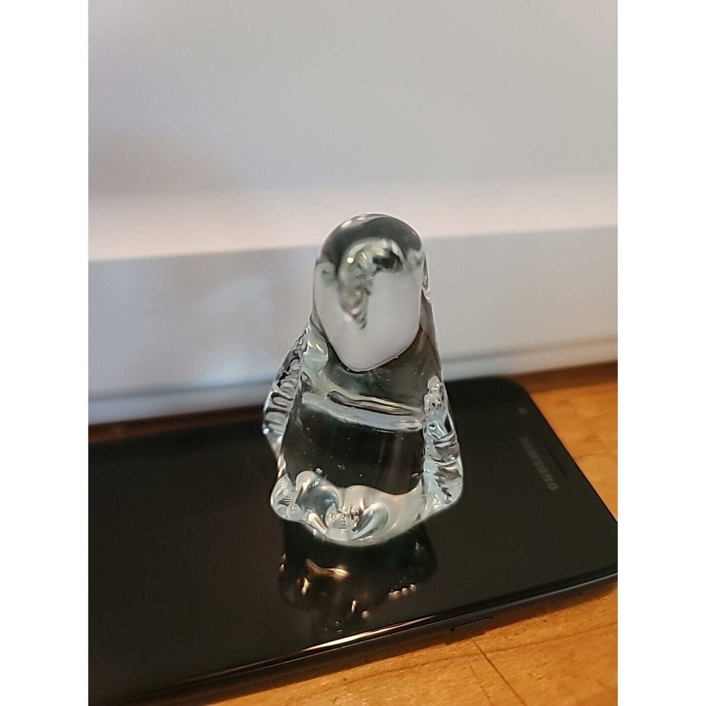 Crystal Glass Penguin Figurine Cute Little BELLY and Feet. Happy Collectible 3"