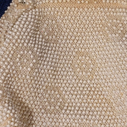 Vintage white cream ivory purse handbag clamp opening lined 1950s Dainty daisy