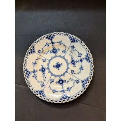Royal Copenhagen Blue Fluted Full Lace Bread & Butter Plate (#1088)