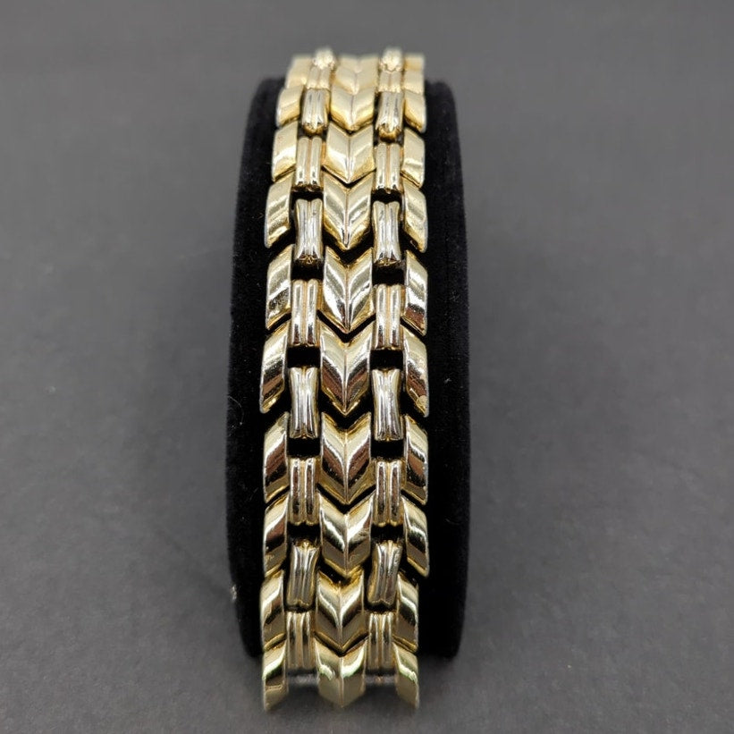 Vintage Fashion BRACELET 7" Textured Gold-Tone Chunky Chevron Link MobWife