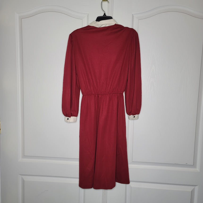 Vintage Size 13-14 (Med/Large) Long Sleeve Garnet Cream Elastic Waist Dress