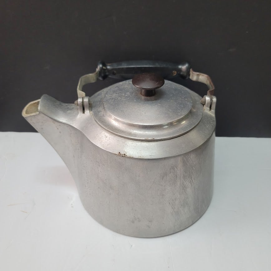 MIRACLE MAID Advance Casting G2 Cast Aluminum Teapot Tea Kettle Coffee CAMPING