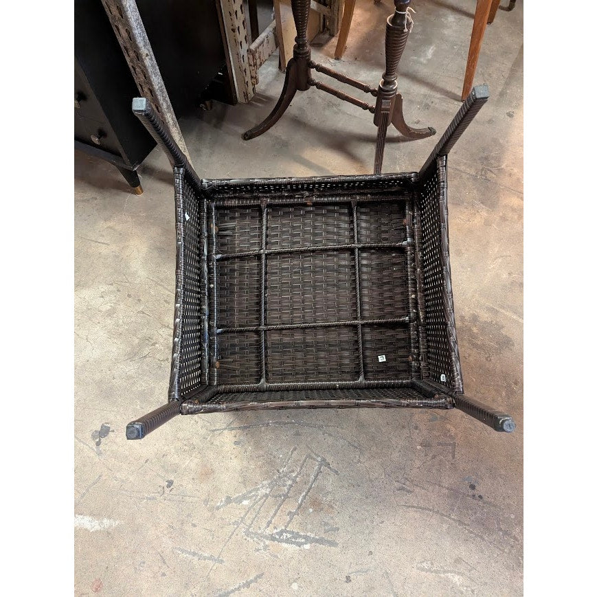 SECONDHAND SANDIES; Outdoor patio vinyl chair weatherproof