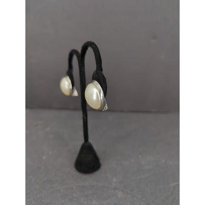 Vintage Cream Faux Pearl Silver Tone Clip On Earrings Classic Minimalist