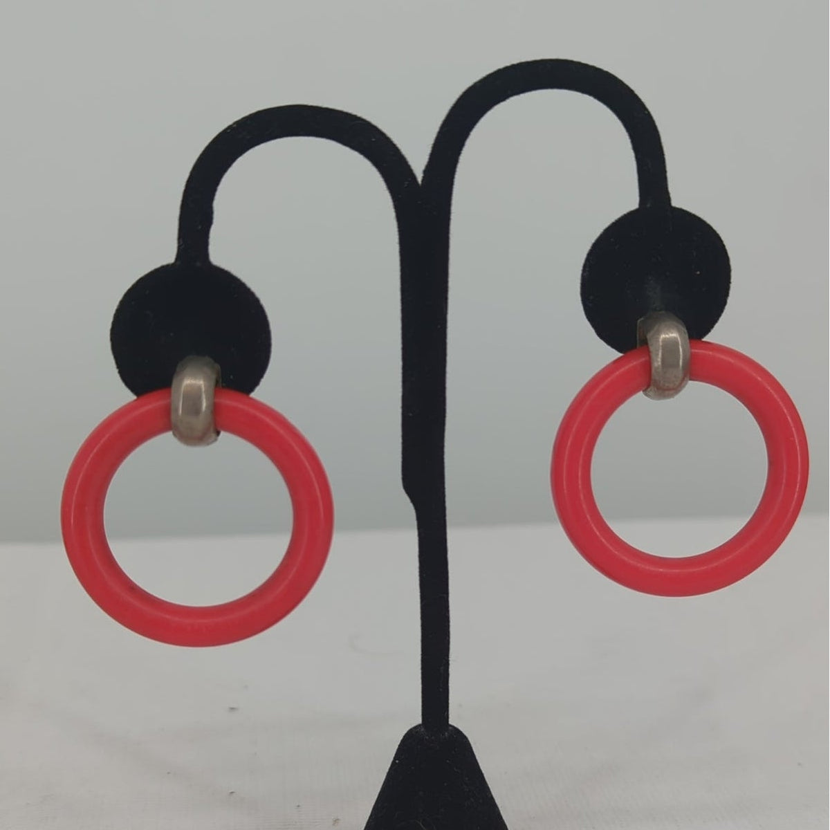 Vintage Bright Red Hoop Clip On Earrings Silver Tone Mid Century 1960s Mod